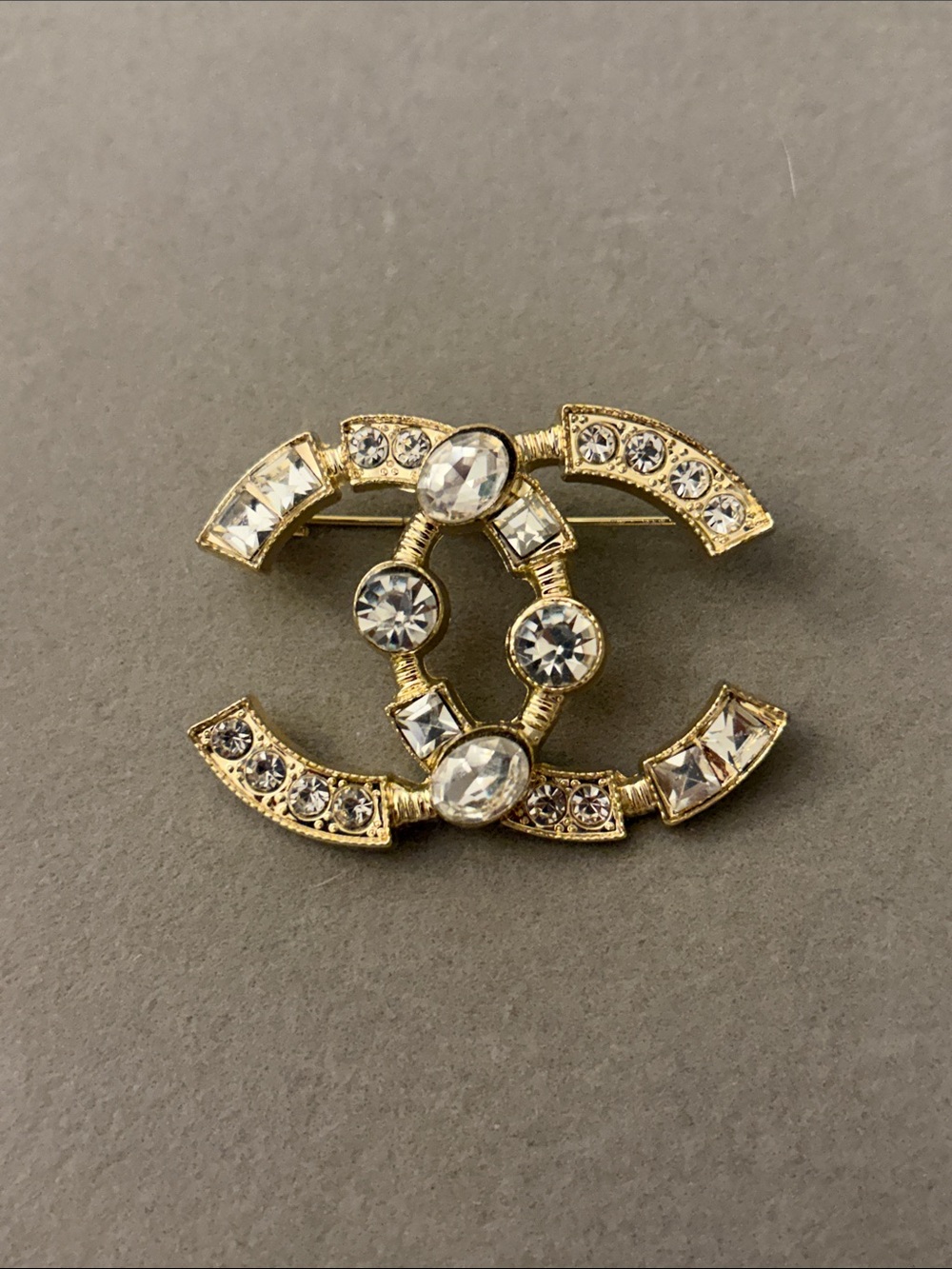 Gold Crystal Interlocking Style Brooch - Gold and Clear